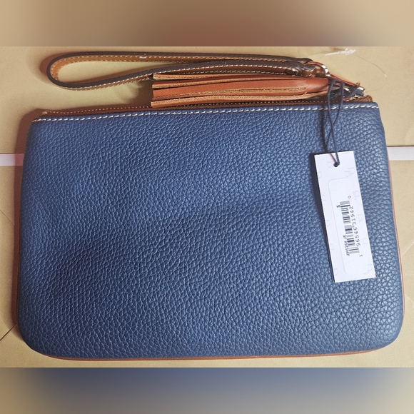 NWT Dooney & Bourke Pebble Grain Carrington Wristlet  ZR0264 Blue - Picture 2 of 4